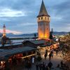 Bild vergr��ern: Von 21. November bis 15. Dezember 2019 l�dt die Lindauer Hafenweihnacht zum Bummeln ein...