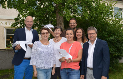 Bild vergr&ouml;&szlig;ern: Friedenstauben