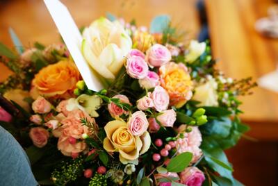 Bild vergr��ern: Bunter Blumenstrau�