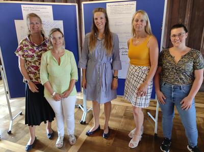 Bild vergr��ern: Teilnehmerinnen des ersten Regionaltisch-Treffens: (v.li.) Katrin Dorfm�ller, 3. B�rgermeisterin Stadt Lindau, Danielle Eichler, Klimaschutzmanagerin Stadt Lindau, Denise Ludwig, Gerti Epple, Amt f�r Ern�hrung, Landwirtschaft und Forsten Kempten, und Hannah Baumgardt, Regierung von Schwaben.